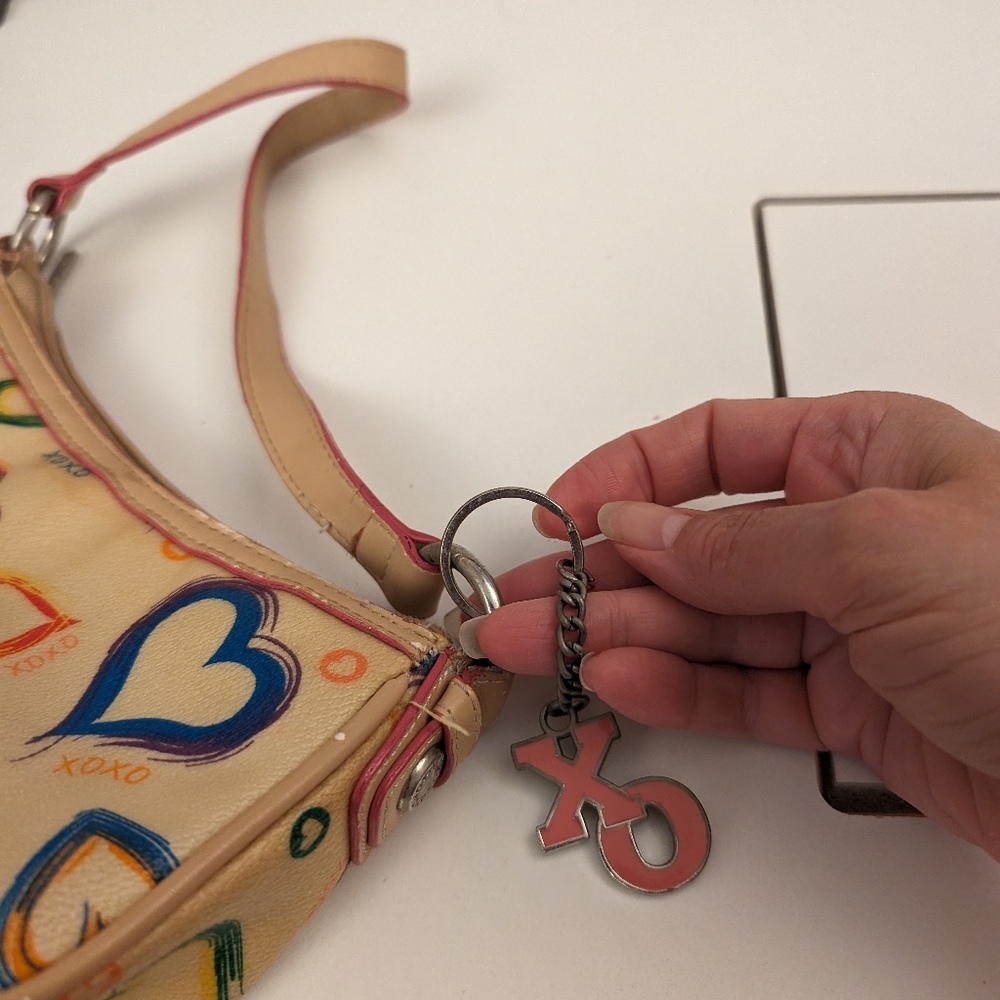 XOXO Mini bag, Multicolor Hearts on Creme Background, Single Strap with Zipper - Picture 13 of 17